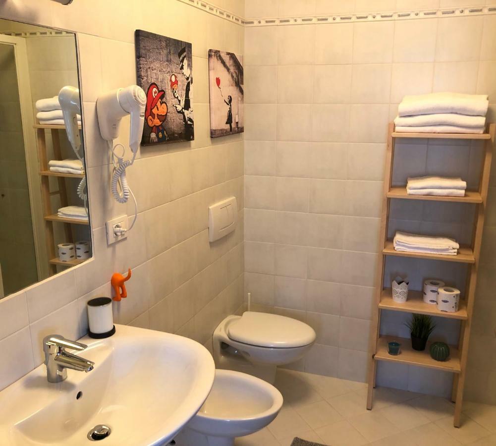 Irides Rooms A Un Passo Dai Parchi Divertimento Lazise Kültér fotó