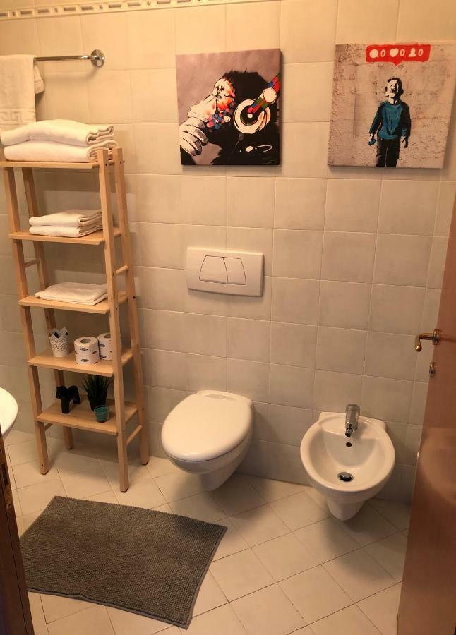 Irides Rooms A Un Passo Dai Parchi Divertimento Lazise Kültér fotó